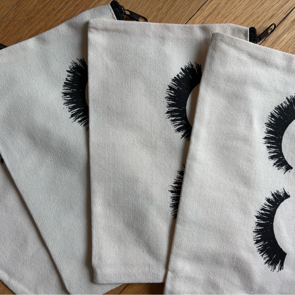 Make up case zipper pouch - multiple available - Picture 2 of 4